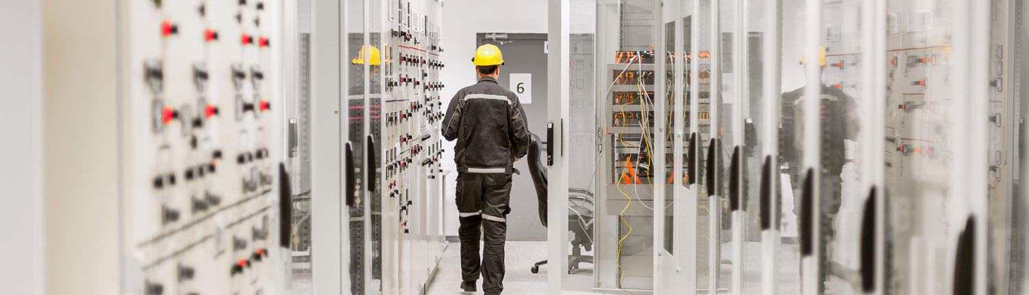Using protective relay and medium voltage switchgear. Engineering department. Bay control unit. Using protective relay and medium voltage switchgear. Engineering department. Bay control unit.